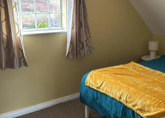 Private Postcode P12 Tr59